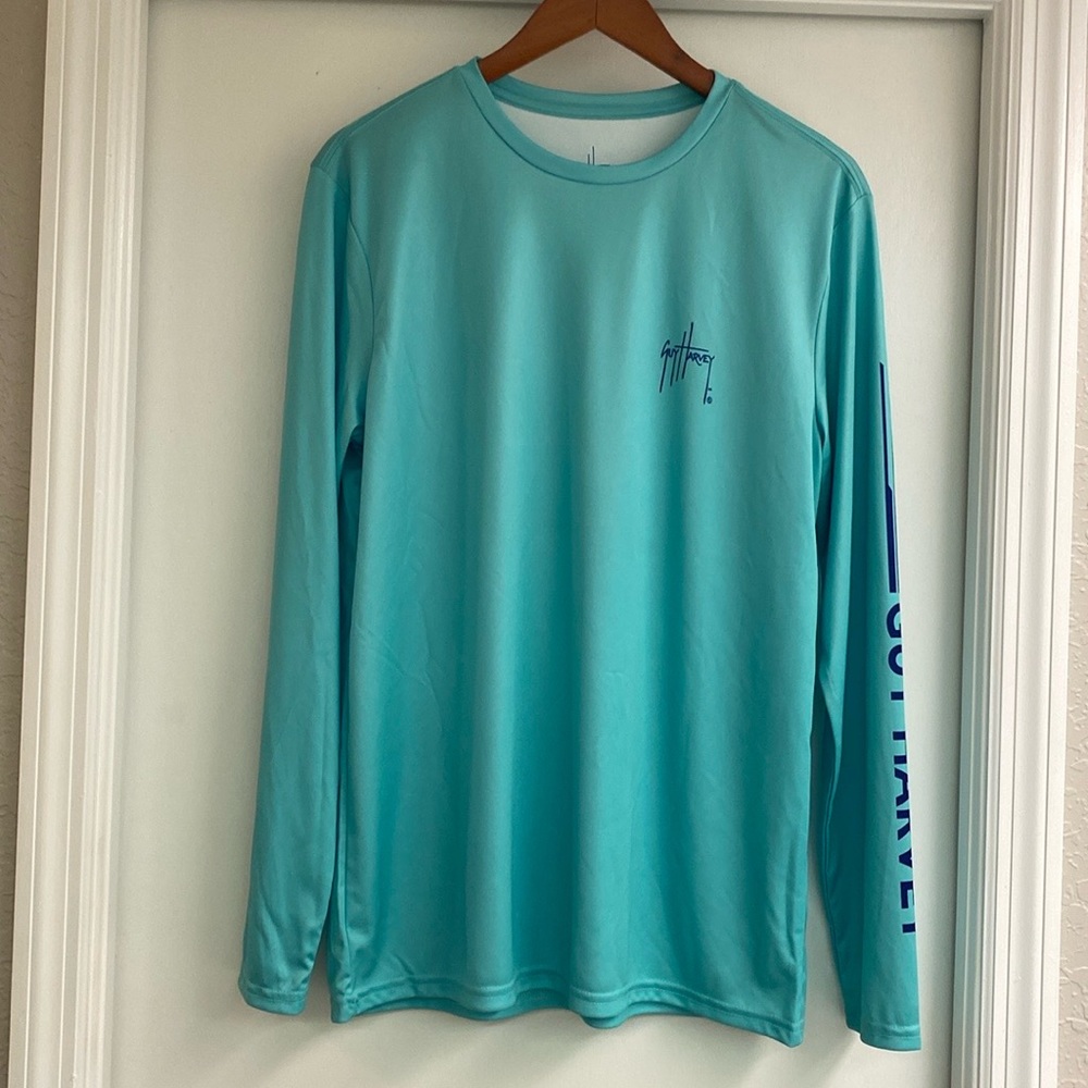 Men’s Guy Harvey long sleeve/lightweight shirt. Size large.